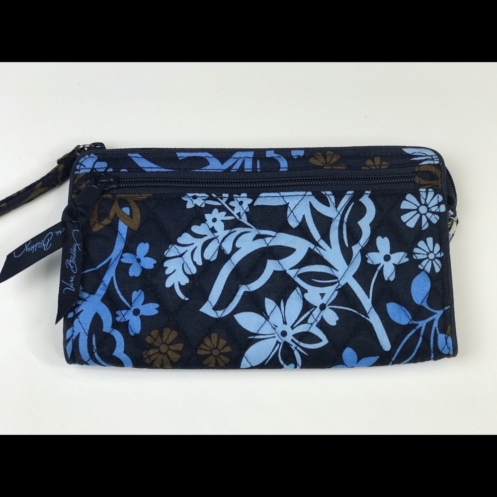 Vera Bradley Zip Wristlet NWOT